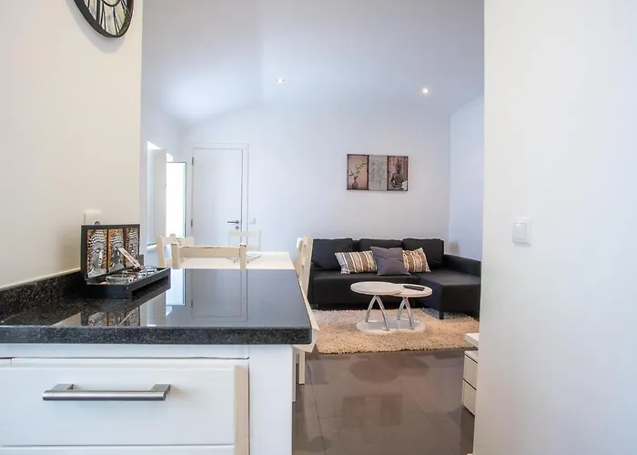 T3 Abegoarias Filipe Do Canto * Nazaré